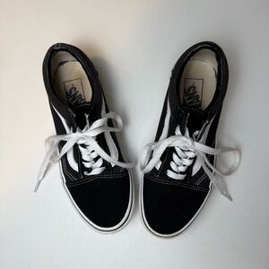 Black & White Platform Vans 7W